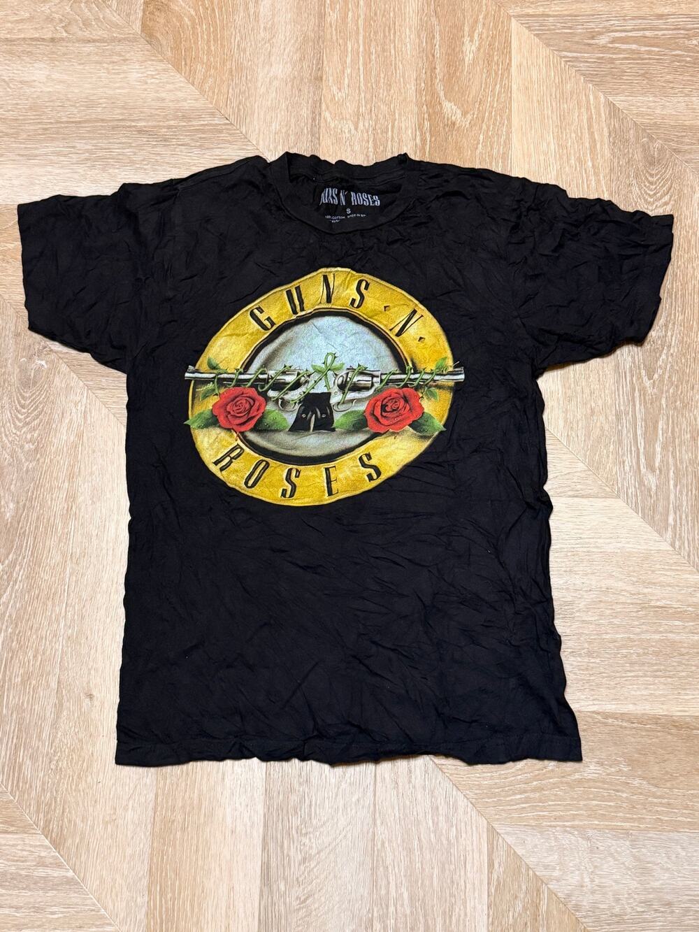Guns N Roses Classic Bullet Logo Black Graphic Band Tee Small Hard Rock